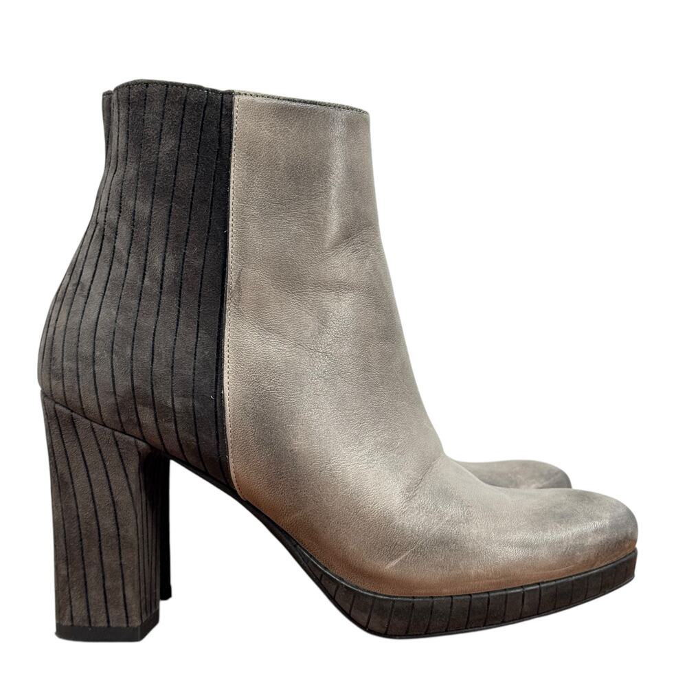 Onako Ankle Boots Womens SZ 6 Gray Italian Leather Block Heel Office City Chic